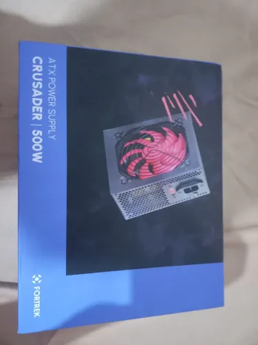Fonte crusader 500w pra pc