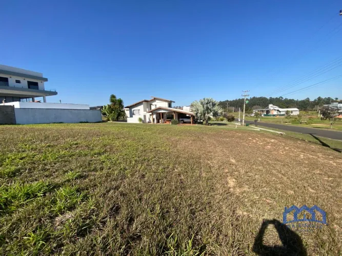 Lote/Terreno à Venda, 450 m² por R$ 320.000 Cód. ch2377