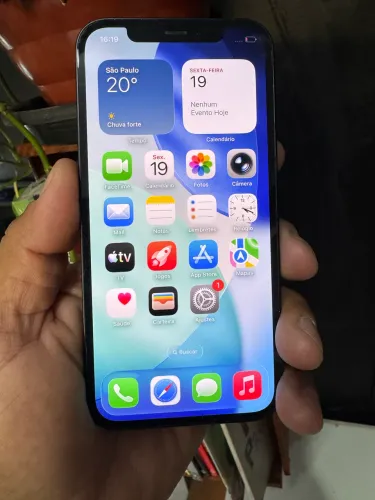 ? iPhone 12 128gb ?