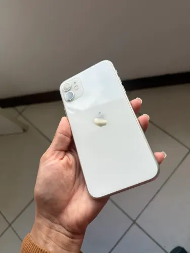 Iphone 11 - 128gb usado 