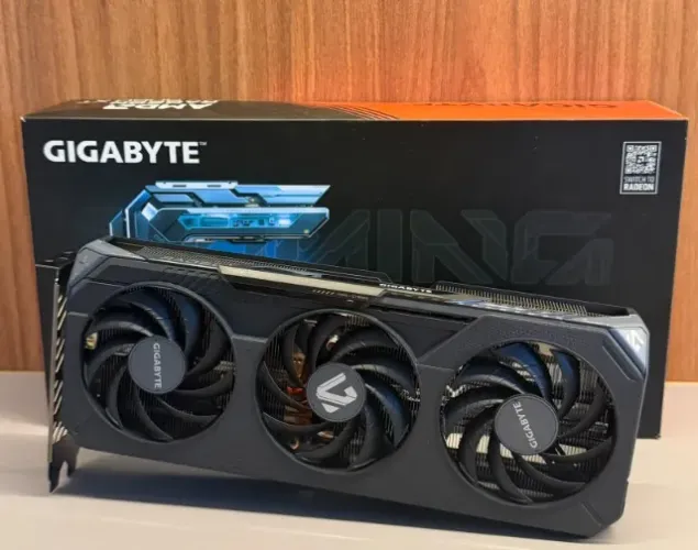 RX 9060 XT 16GB GIGABYTE