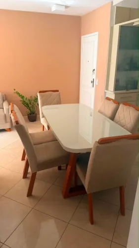 Mesa 6 cadeiras
