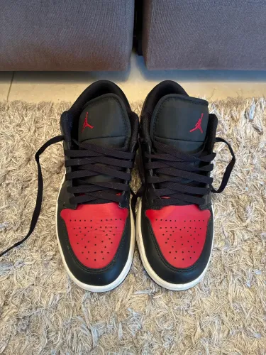 Air Jordan 1