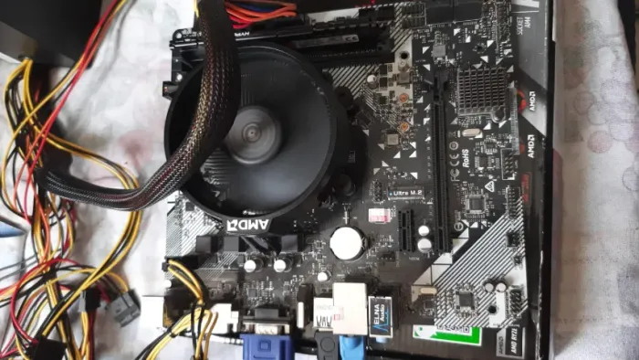 Kit placa mãe e Ryzen 5 3400g 8gb ram