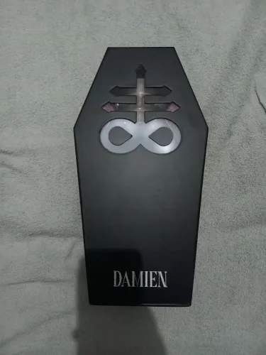 LIVING DEAD DOLL - DAMIEN