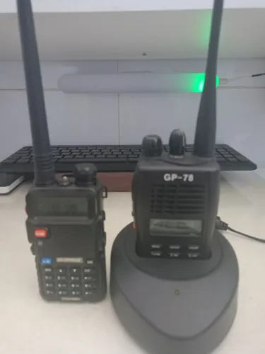 Rádio HT.