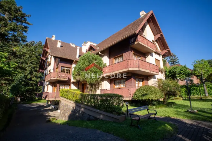 Apartamento em Demetrio Pereira dos Santos - Centro - Gramado/RS