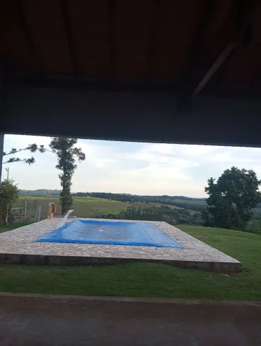 Vendo chácara no Limoeiro.