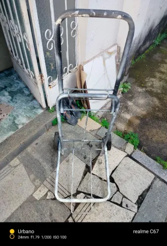 Carrinho de carga dobrável ótimo estado