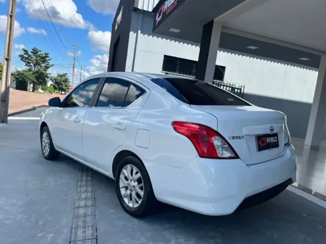 Nissan Versa SV 1.6 16V Flexstart 4P Aut. 2018
