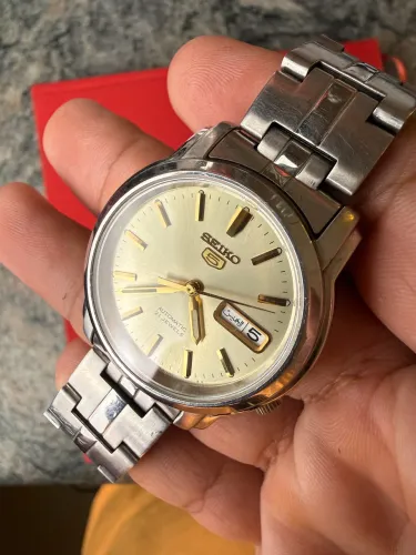 Seiko 5 Automático Calendário Árabe 