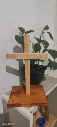 Crucifixo de madeira