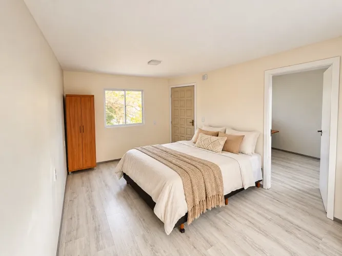 Lindo Apartamento Privativo no Campeche - 1 Quarto, Semi-Mobiliado