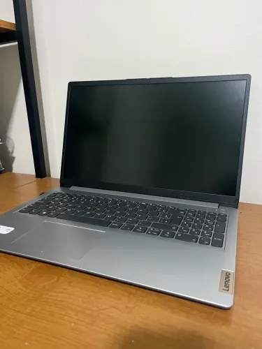 Notebook Lenovo IdeaPad 15,6? - Intel Core i5 12ª Geração | SSD 512GB