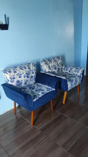 2 Poltronas 100% madeira