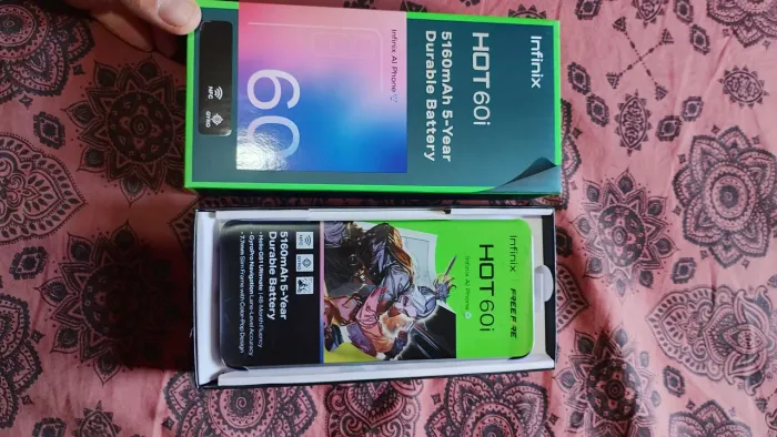 Celular novo na caixa com carregador cala película ZAP *26 256 gb caneta dupla