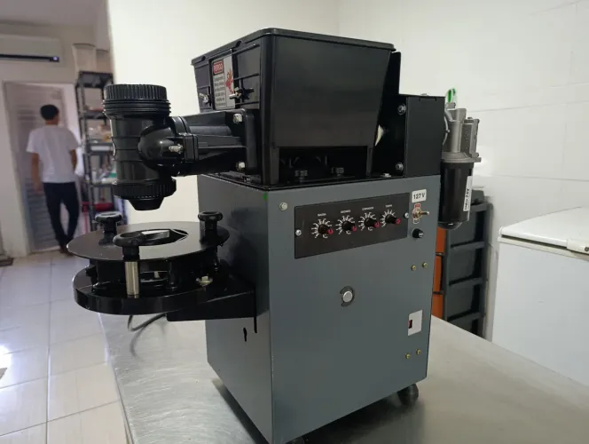 Modeladora de Salgados e Doces Compacta Pop 4.0