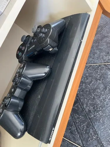 VENDO PS3 1TB DESBLOQUEADO HEN