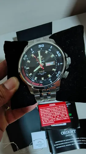 Relógio orient automático três estrelas original zero passo cartão com taxa da maquininha.