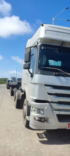 Vendo sinotruck 2011 70 mil
