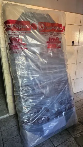 Box de solteiro novo Paropas