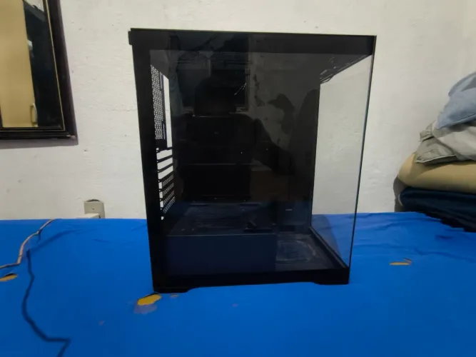Gabinete gamer mid Tower aquário