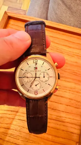 Vendo relógios originais 