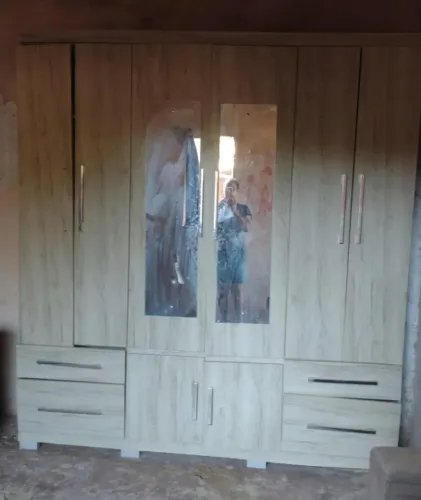 Guarda roupa de casal