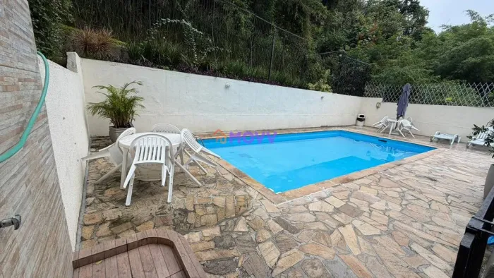 Apartamento com 2 dormitórios à venda, 75 m² por R$ 450.000,00 - Centro - Niterói/RJ