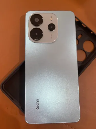 Vendo Redmi note 14 4g 256gb 8ram