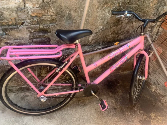 Bike Feminina Sundown butterfly Rosa Usada - Modelo Retrô
