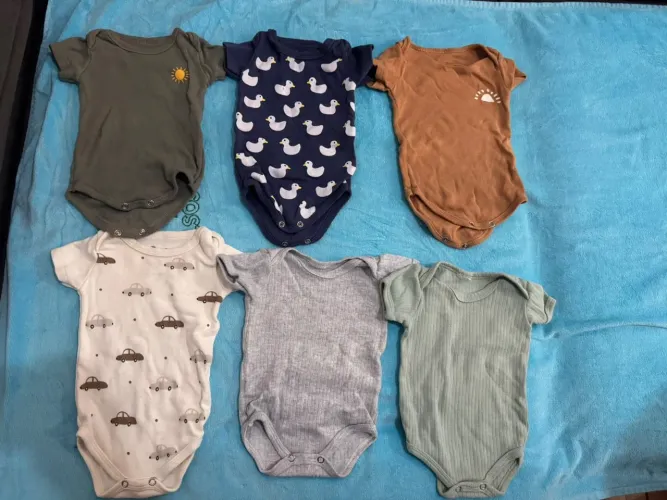 Kit 12 bodys bebê tamanho P