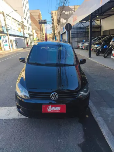 Volkswagen Fox 1.0 MI Total Flex 8V 5P 2013