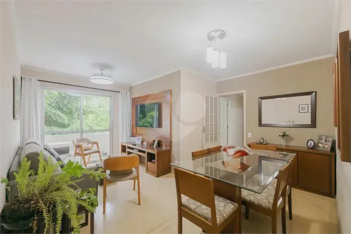 Apartamento de 72m² com 3 dormitórios e 1 suíte para venda e locação em Perdizes