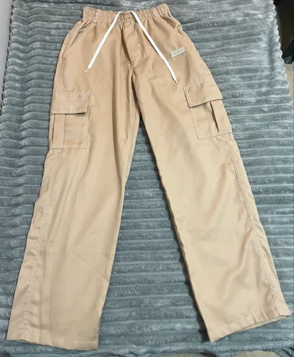 Calça cargo caqui