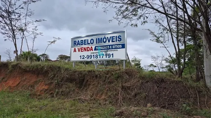 TERRENO AMPLO PARA CHÁCARA NO BAIRRO DO CAMPINHO - LORENA/SP