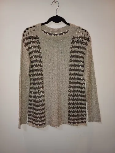 Blusa Armazém Erva Doce de tricô com detalhes laterais e nas costas .