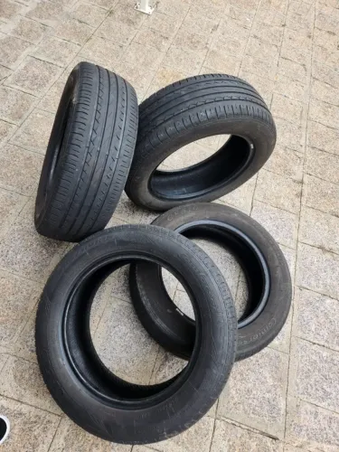 JOGO DE 4 PNEUS COMFORSER CF510 185/60 R15 - R$ 500,00