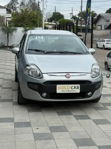 Fiat Punto Attractive 1.4 Fire Flex 8V 5P 2014