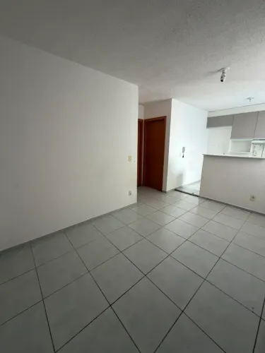 ALUGO APARTAMENTO 2/4 NO CONDOMÍNIO CHAPADA DAS DUNAS