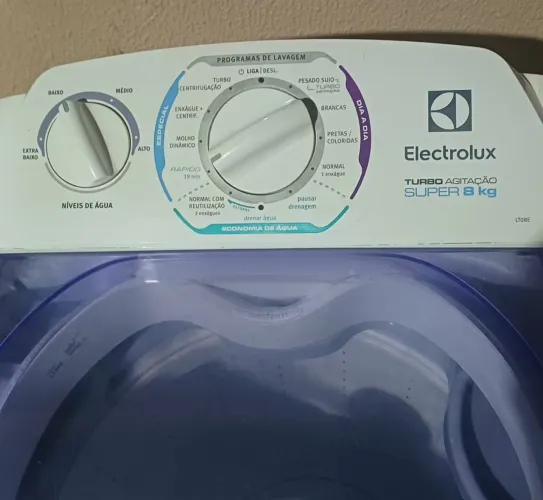 Máquina de lavar roupas Electrolux 8kg
