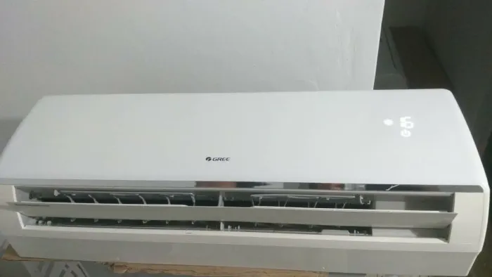Ar condicionado 9mil btus convencional gelando?