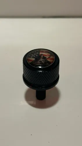 HARLEY ROAD KING | PARAFUSO DE BANCO SKULL ? CAVEIRA + BANDEIRA AMERICANA
