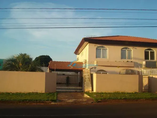 Imobiliária Águia Imperial Vende Sobrado no Centro
