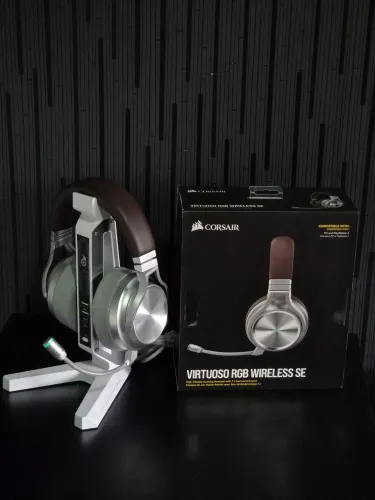 Headset Corsair Virtuoso SE top de linha. Passo cartão 12 analiso trocas 
