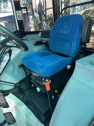 Trator NH Tl 5.80 com redutor 