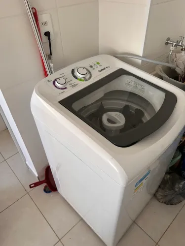 Máquina de lavar cônsul 9kgs