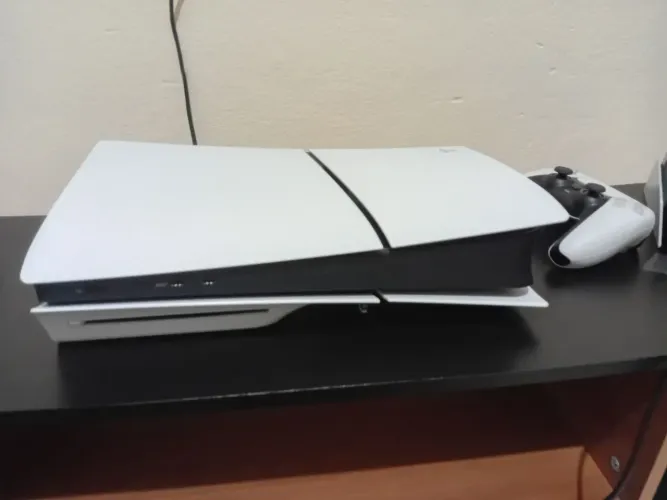 Playstation 5 Slim Disk - Bundle AstroBot & Gran Turismo (LEIA A DESCRIÇÃO)