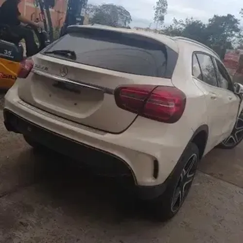 Mercedes-Benz GLA-200 GLA 200 Night 1.6. TB 16V Flex Aut. 2019