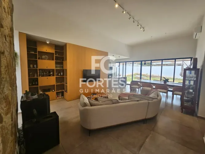 Casa Mobiliada de 03 suíte com 190m² para locação em condomínio - Alphaville!
